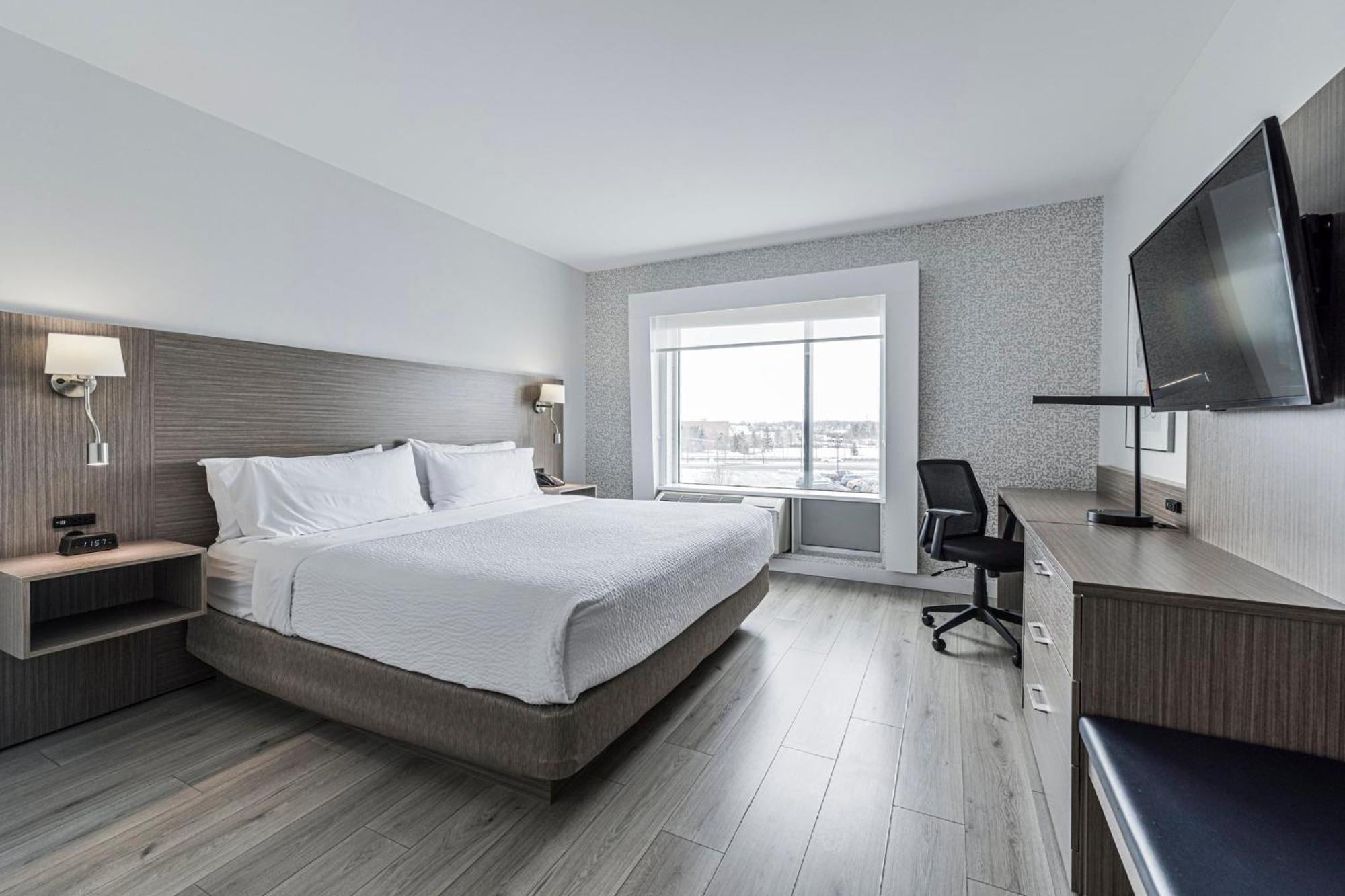 Holiday Inn Express Hotel & Suites Saint - Hyacinthe By Ihg エクステリア 写真
