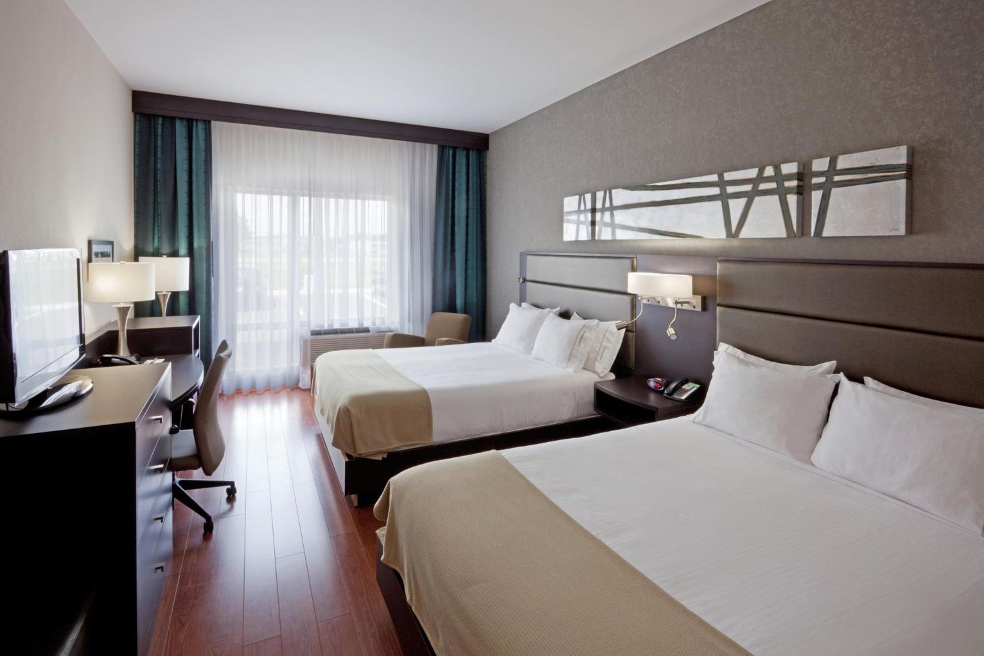 Holiday Inn Express Hotel & Suites Saint - Hyacinthe By Ihg エクステリア 写真